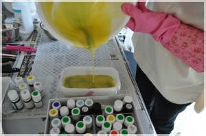 アロマ石鹸作りKOBESANTALUM05