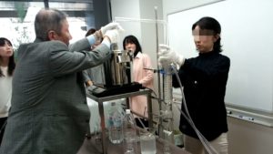 精油の水蒸気蒸留法